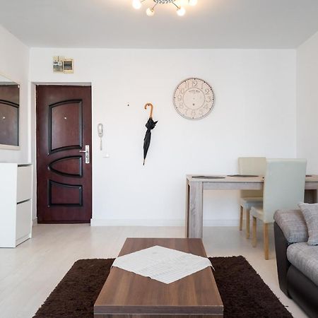 Top Location With Iconic View - Sala Palatului بوخارست المظهر الخارجي الصورة